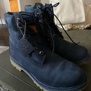 NAVY WOMENS TIMBERLAND BOOTS